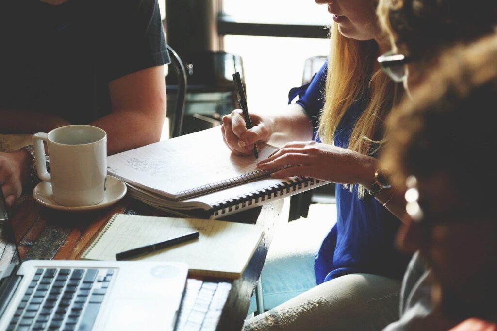 startup-meeting